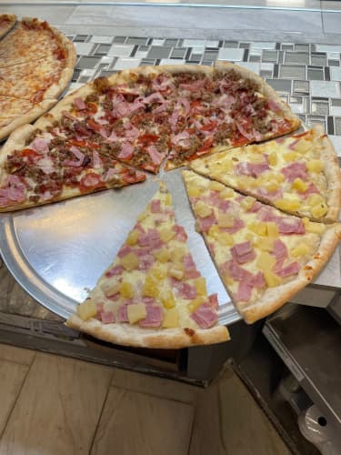gallery image for The Best Brothers Pizzeria & Restaurant