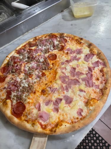 gallery image for The Best Brothers Pizzeria & Restaurant